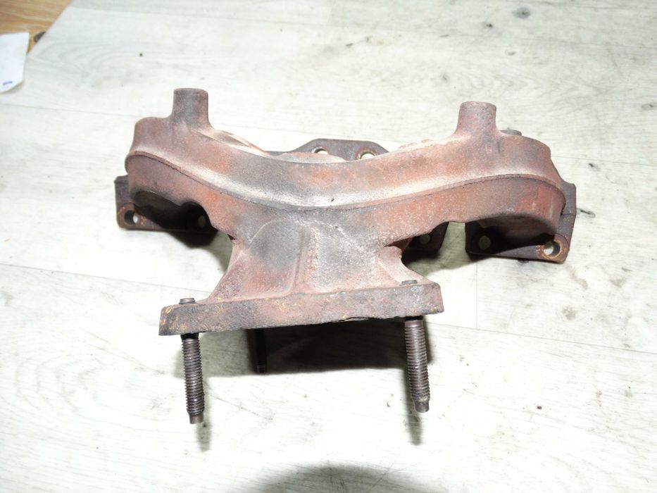 Колектор випускний (1.6 MPI 16V) Peugeot 307 2001-2008 (Пежо 307)