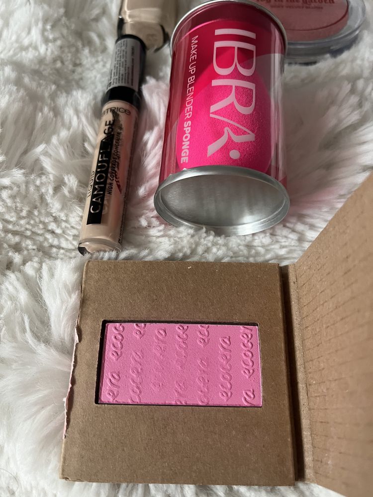 Zestaw kosmetyków do makijażu bourjois catrice glamshop maybelline