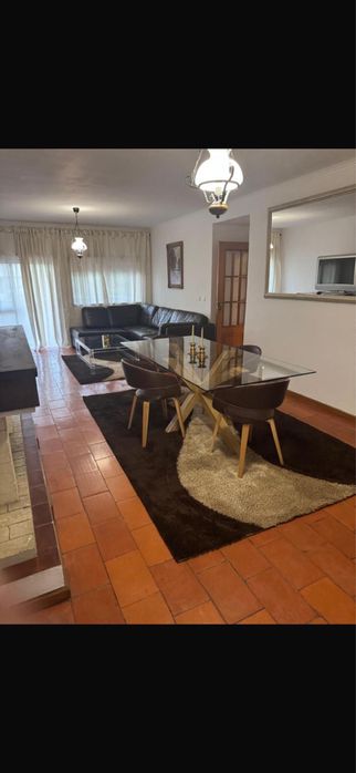 Aluga se T3 mobilado guimaraes