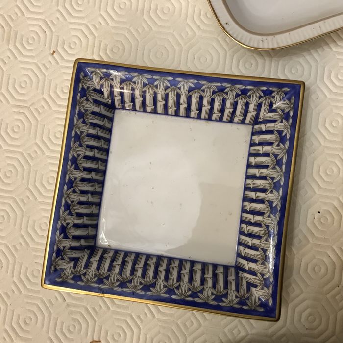 Vários pratos vista alegre