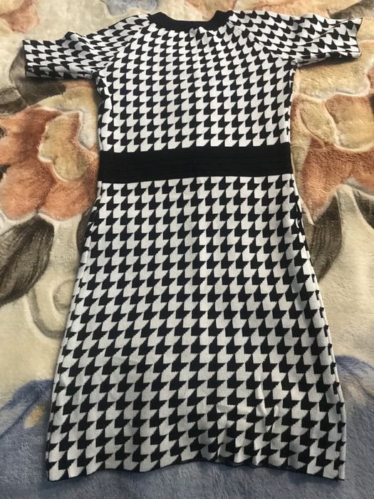 Модні красиві суконки