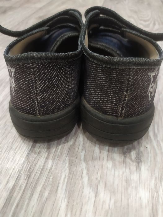 Кеды,мокасины ,кроссовки