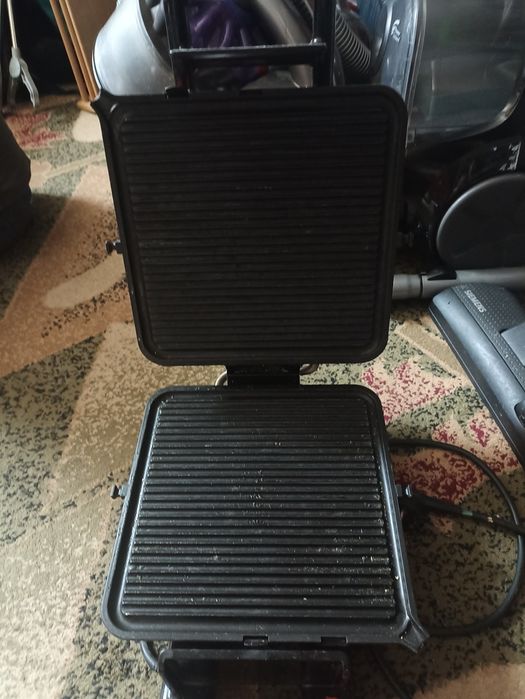 Продам єлектро гріль