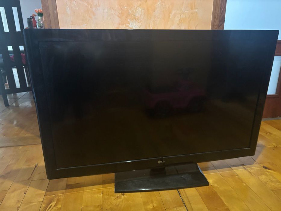 LG 47LD751 47 cali