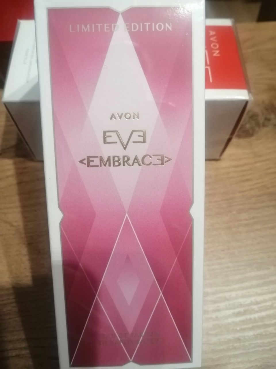 Woda perfumowana EVE EMBRACE