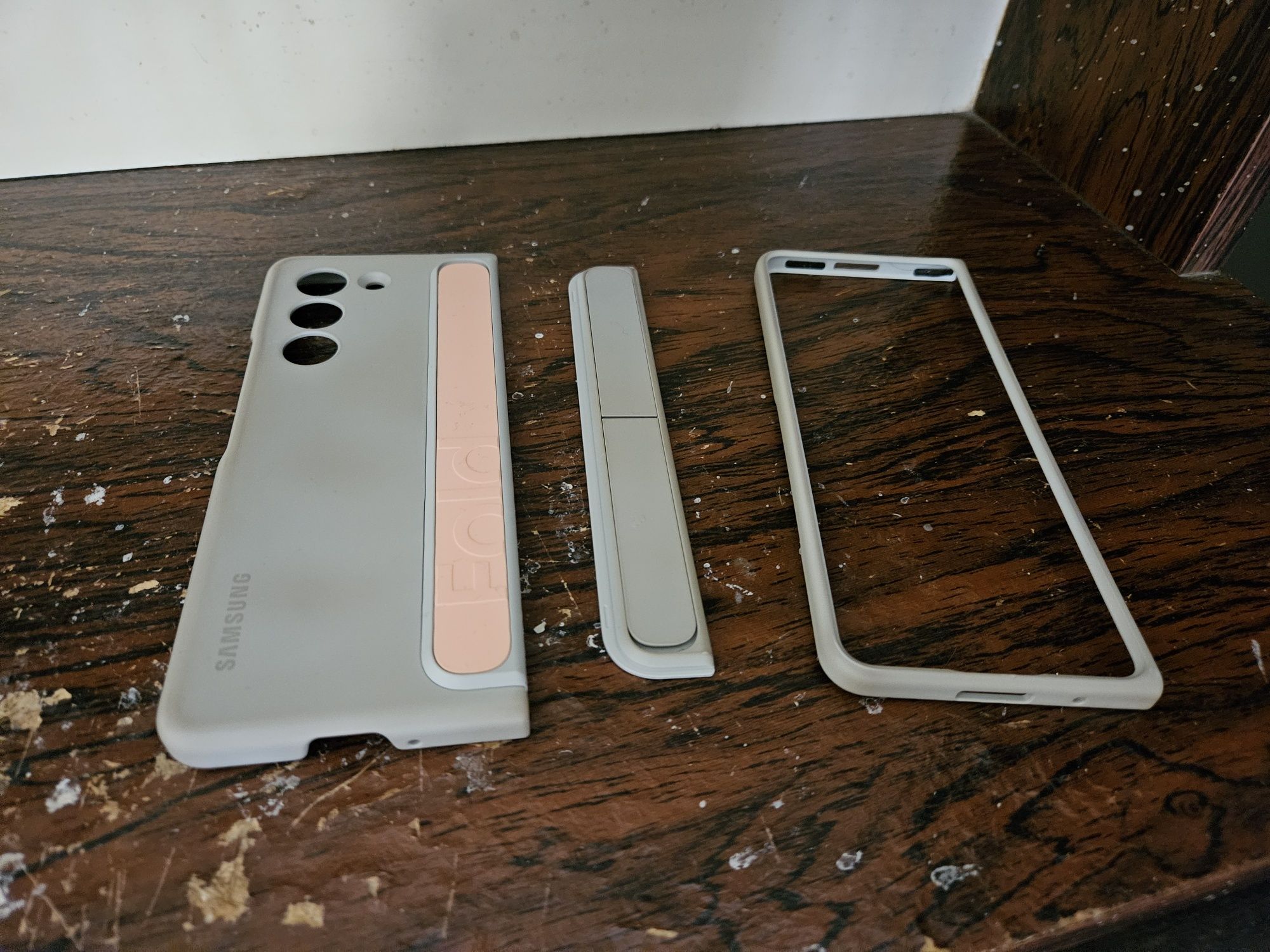 Capas originais Samsung para Z Fold 5