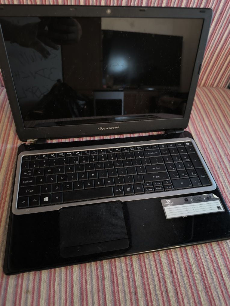 Laptop Packard Bell na części