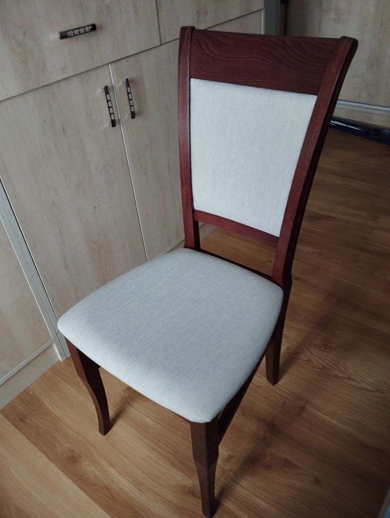 Komplet 8 krzeseł Doris 2 z salonu Agata