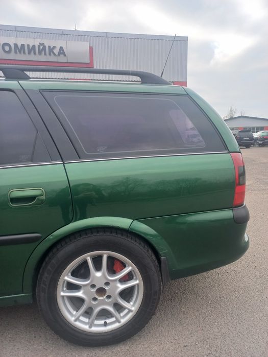 Опель Вектра б 1.8