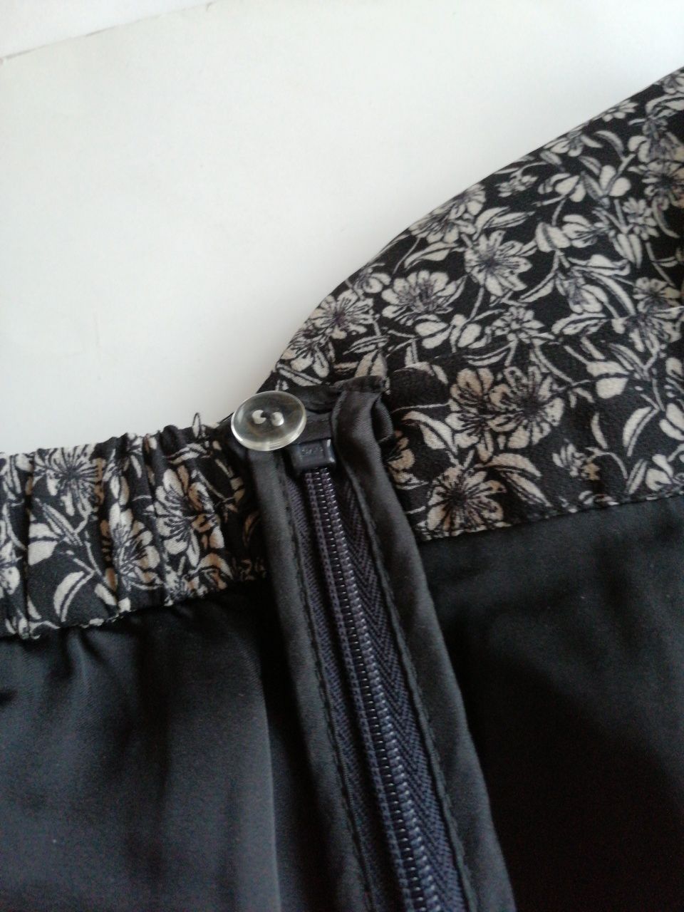 H&M spódnica czarna XS - jak nowa