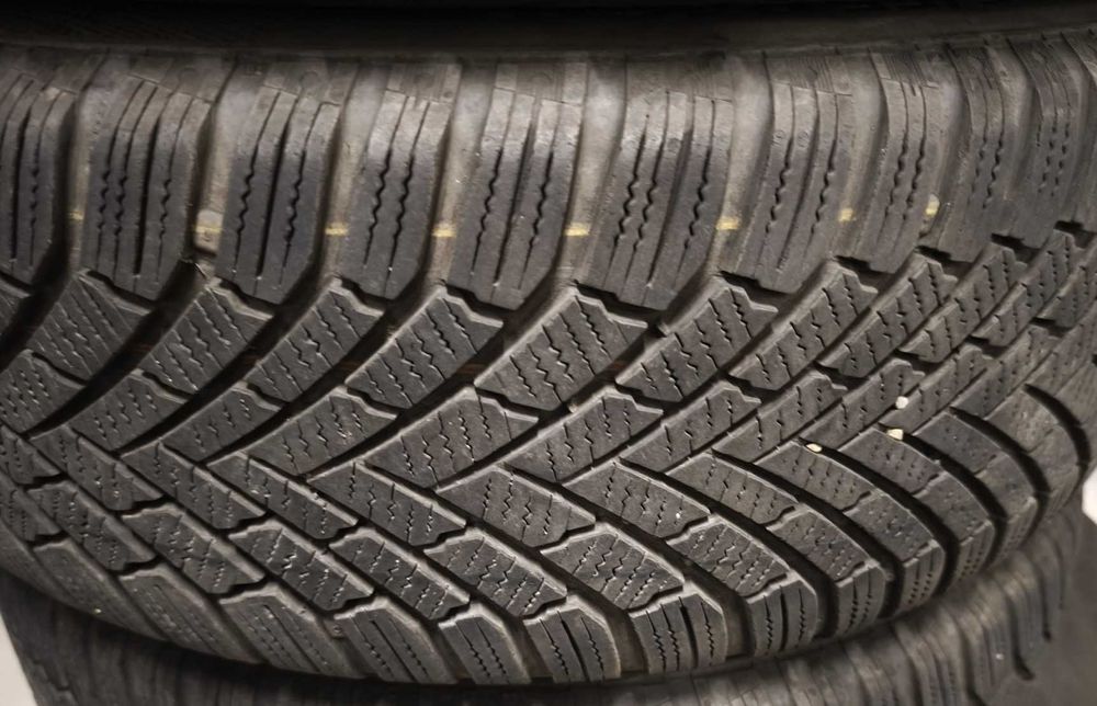 komplet 4 kół zimowych Continental 205/55/R16 z felgami VW/Skoda