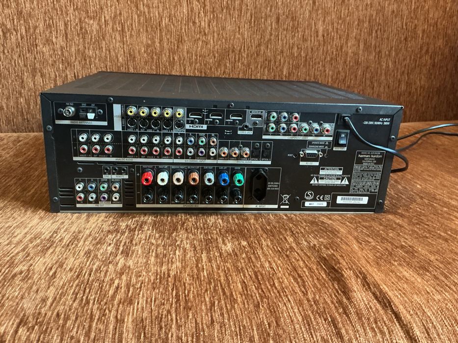 Amplituner Harman Kardon AVR 255