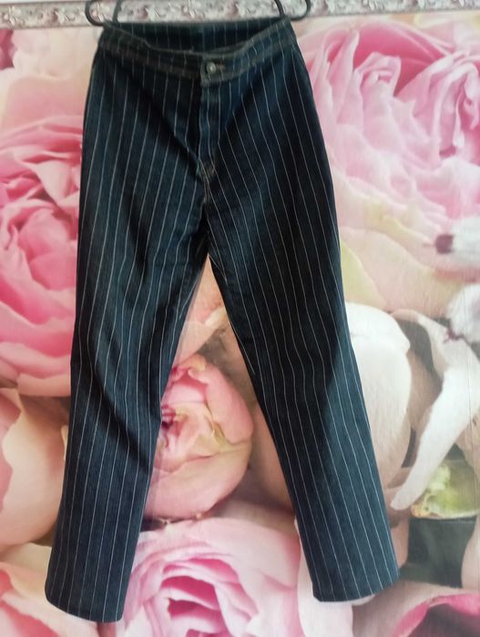 Жіночий костюм трійка