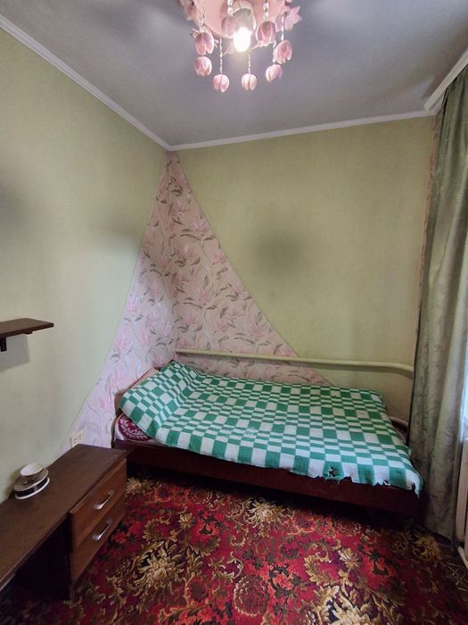 Сдаётся частный дом на Промышленном переулке. Газ, парковка, гараж