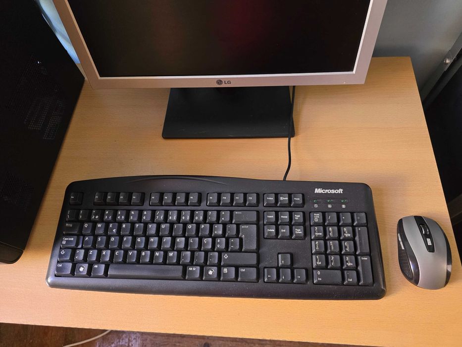 Computador Fixo Compaq CQ2000 Como Novo