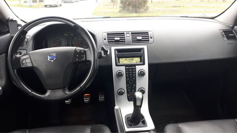 Volvo V50 2012  1,6D MT (114 к. с.)