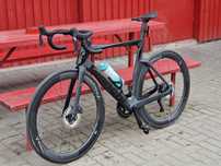 Rower szosowy Bianchi Oltre Pro Ultegra Di2, rama 57