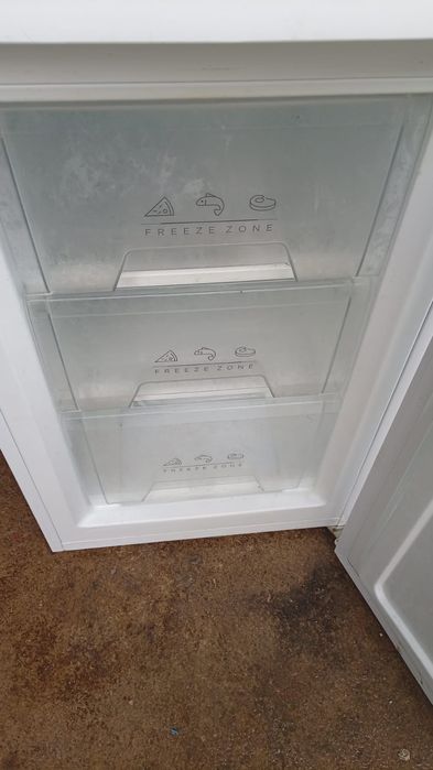 Arca Congeladora Vertical Selecline