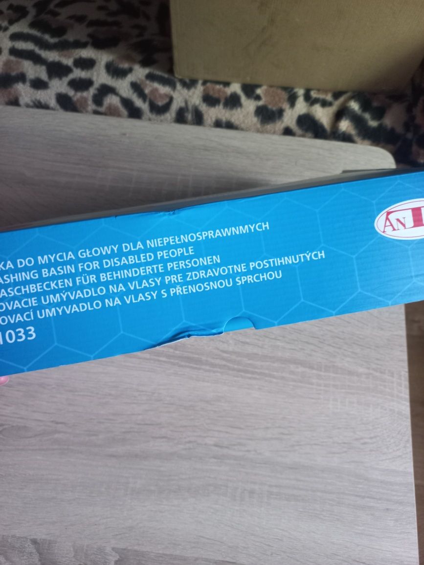 Wanienka do mycia glowy dla niepełnosprawnych