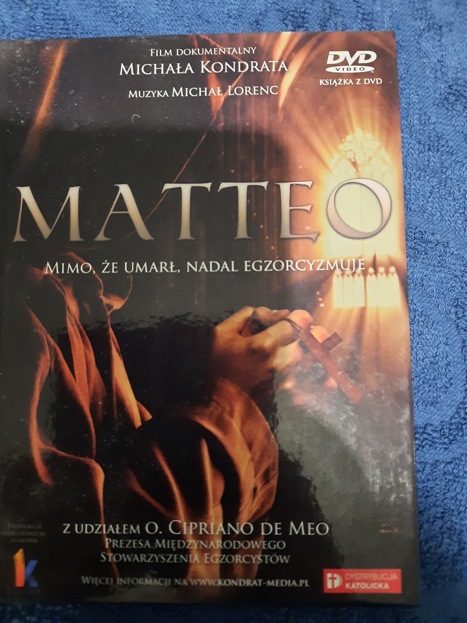 Matteo Mimo, że umarł, nadal egzorcyzmuje. Muzyka M. Lorenc film