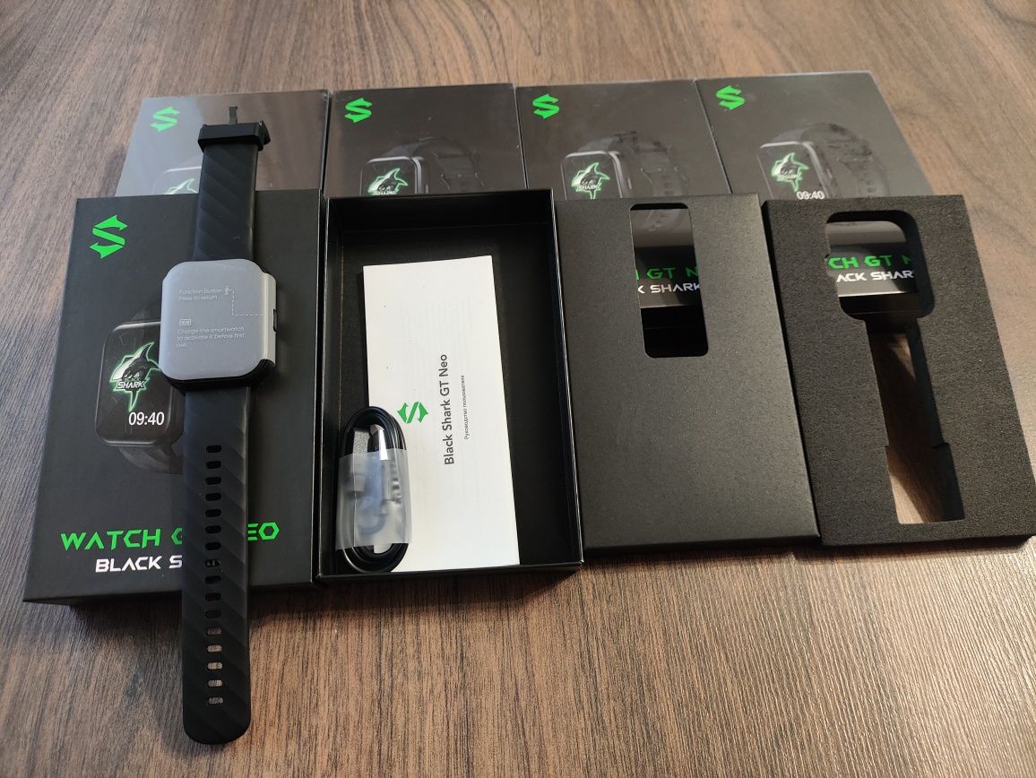 Xiaomi Black Shark GT Neo 2,02" 300 мАг Global Version