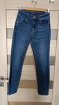 Damskie jeansy skinny