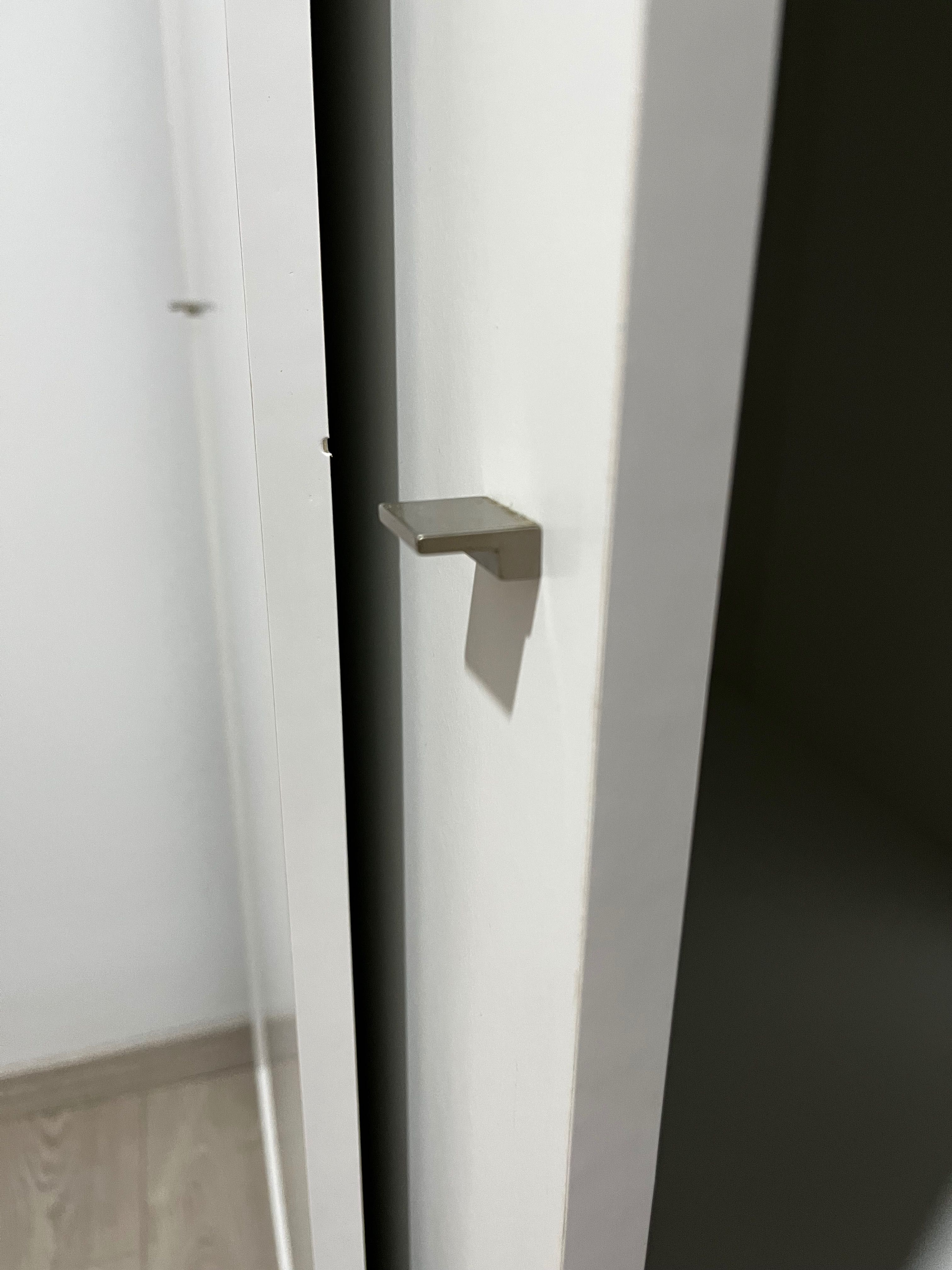 Roupeiro de 2 portas de correr