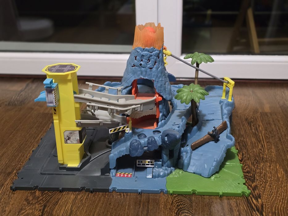 Matchbox tor dla hot wheels wulkan
