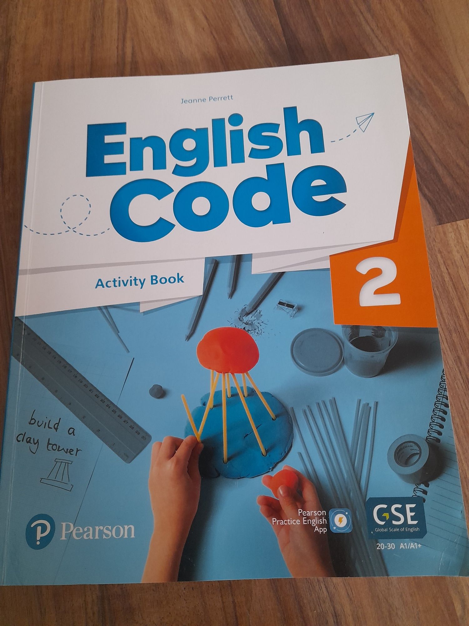 Podręcznik English code 2 activity book  pupil's book zestaw