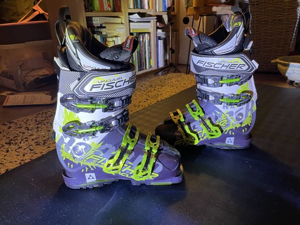 Buty narciarskie FISCHER Ranger 12 Vacum 37 (23,5)