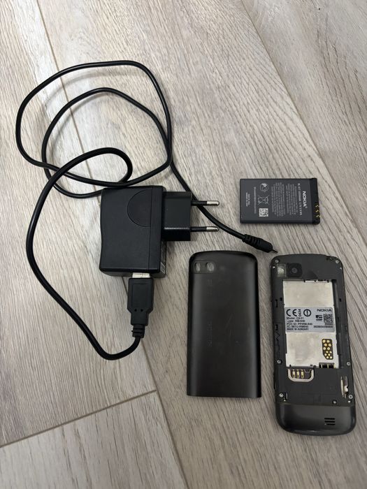 Nokia C3-01 Touch & Type | Класика у задовільному стані