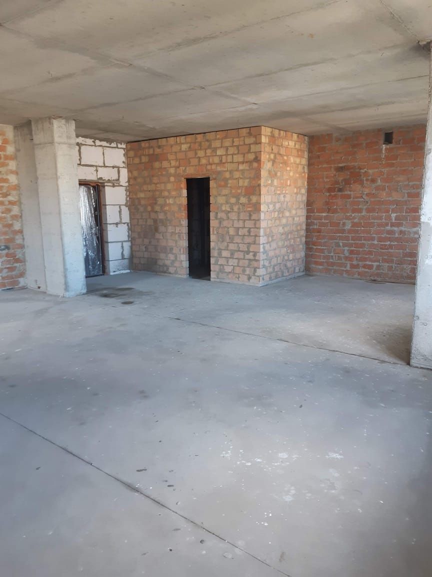 Срочно продаж  квартиру 3 комната 90 м2м