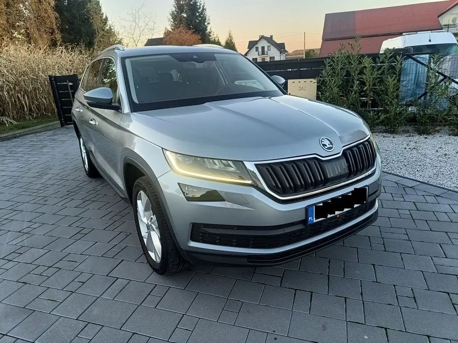 Skoda Kodiaq 2.0tsi DSG 4x4 navi tempomat alufelgi krajowa