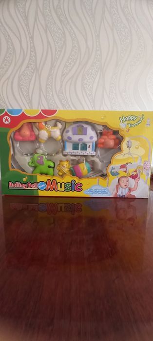 Мобіль музичний на дитяче ліжечко