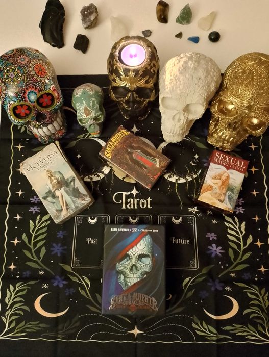 Wróżka tarot spętanie uroki  miłosne inne rytuały  np oczyszczenie