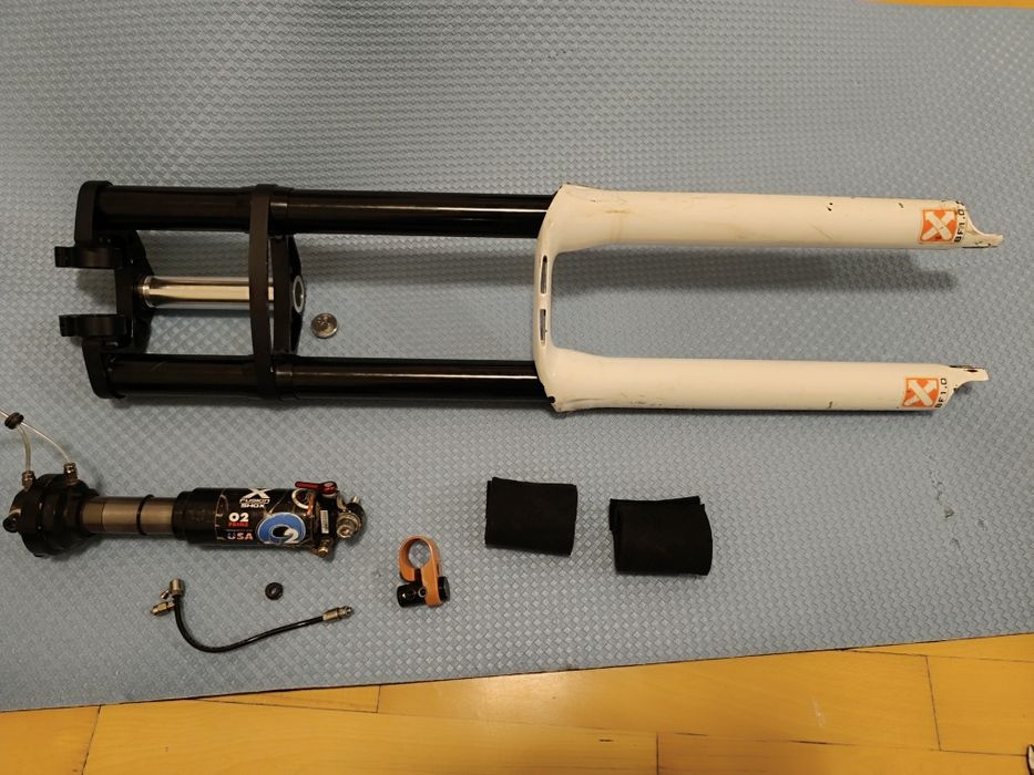 Вилка воздушная двух- коронная  с MTB Bionicon Edison + амор Bionicon