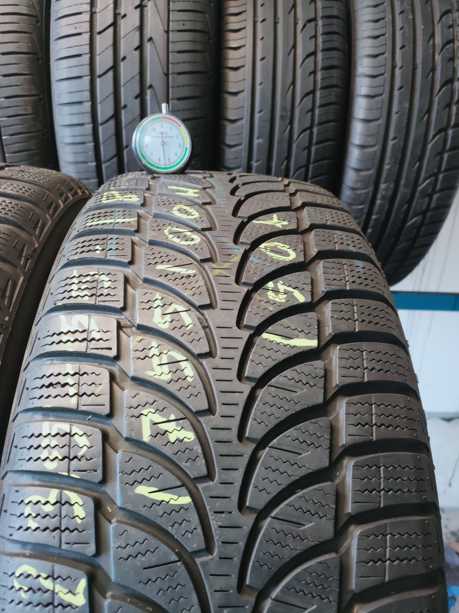 235/55R18 Bridgestone Blizzak LM-80 z 2017r 5,5mm