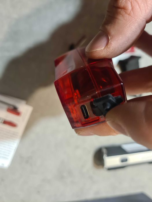 żestaw oświetlenia rowerowego Led przó i tył ładowany na USB C