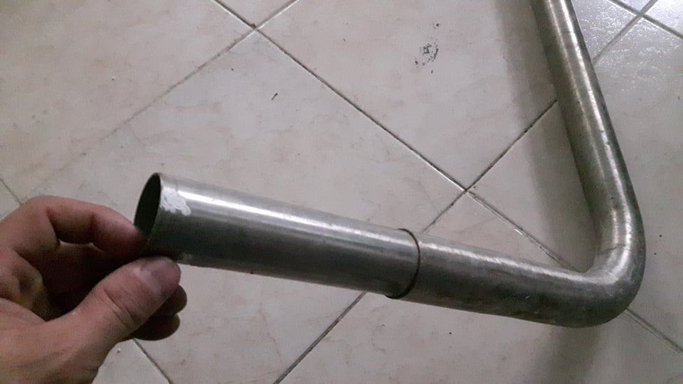 tubo de inox com 4 metros de comprimento com 40 de diametro