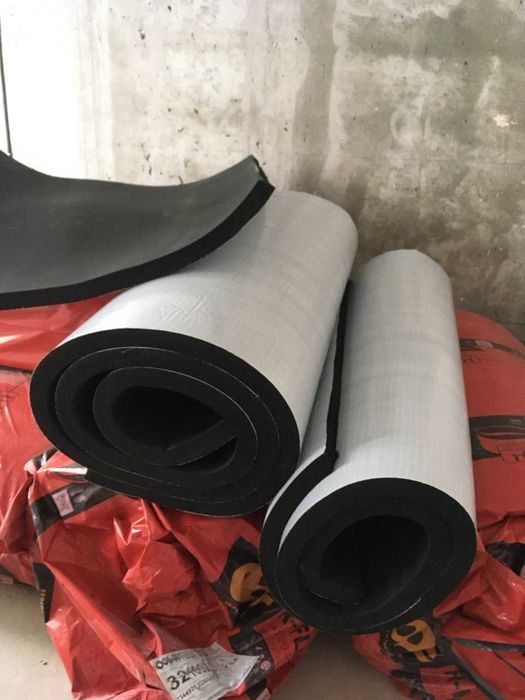 Спінений каучук 32мм / шумоізоляція / теплоізоляція