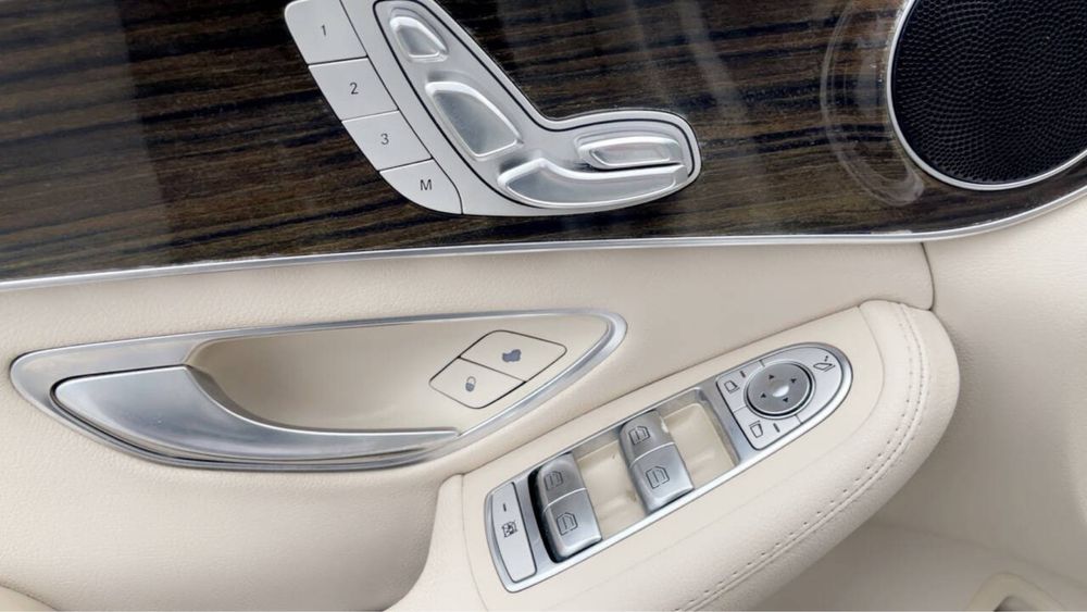 2016 Mercedes-Benz C 300