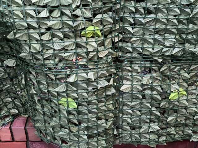 Osłona balkonu płotu - ściana ze sztucznych liści