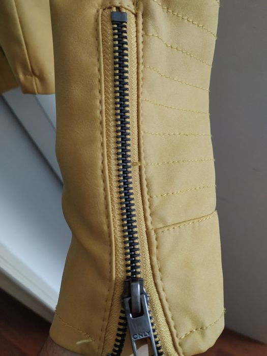 Casaco mulher couro amarelo (38) ONLY