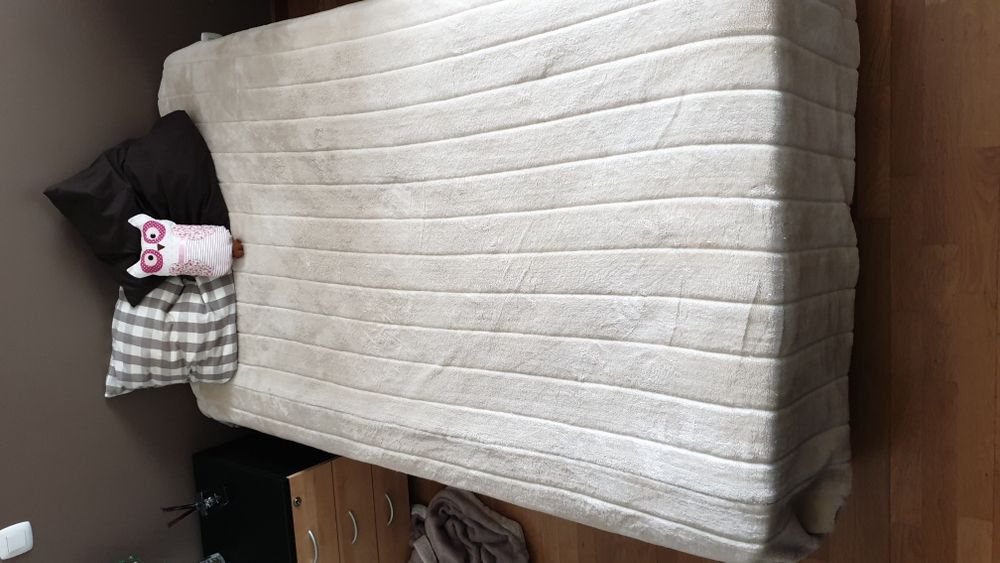 Cama Summier + colchão - Elevada qualidade