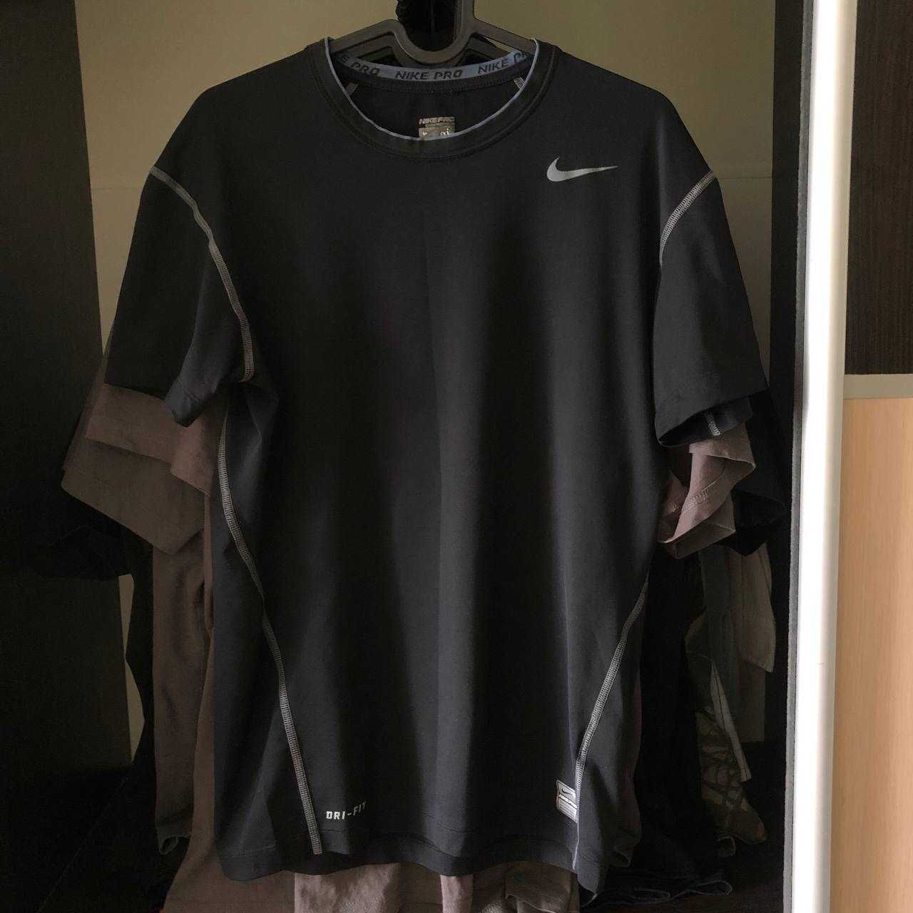 Компрессионная футболка Nike Pro Combat Dri Fit