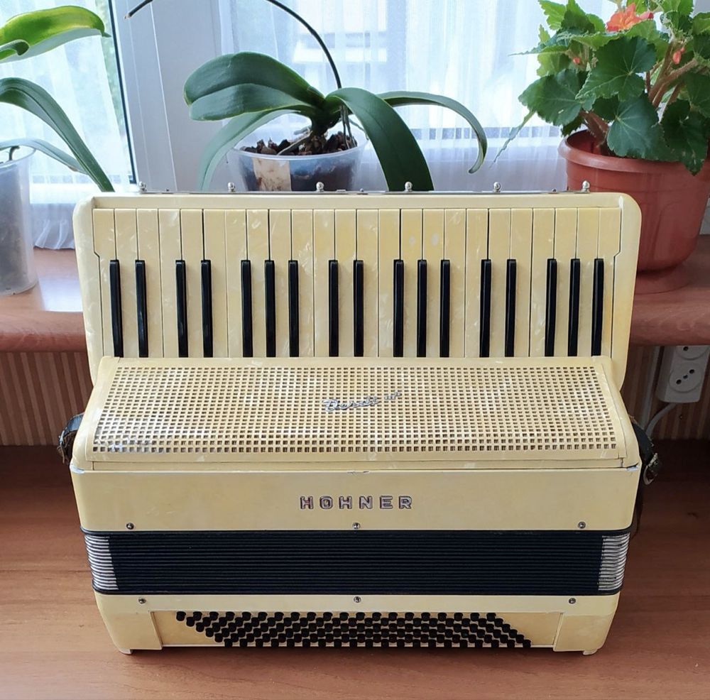 Продам аккордеон не дорого