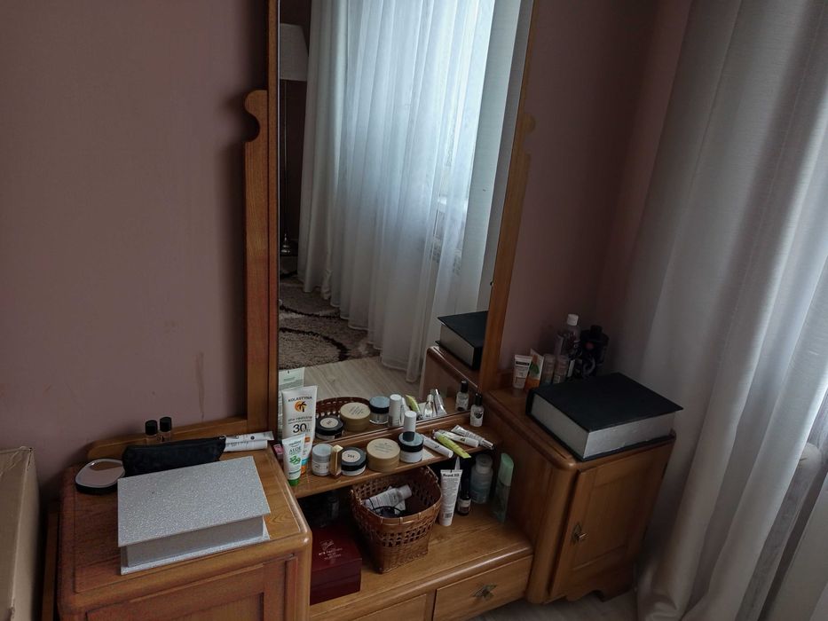 Komplet starych mebli do sypialni