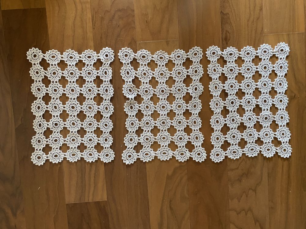 Conjunto de 3 naperons em croché