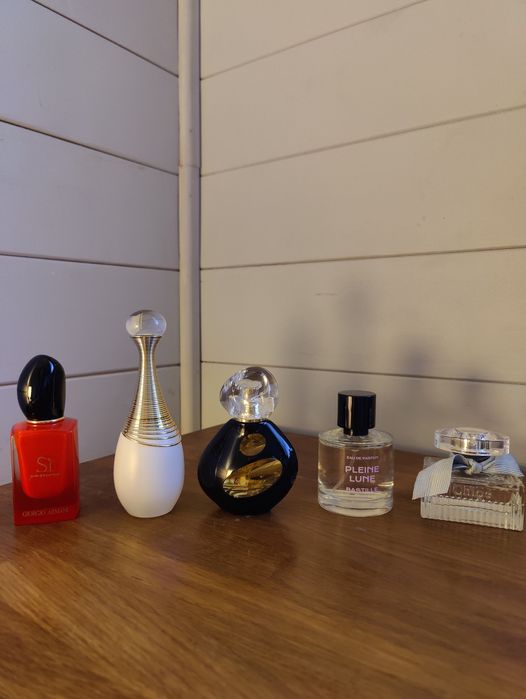 Продам 100% оригінальні парфуми, туалетна вода та косметика