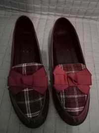 Sapatos em verniz, vermelhos, laço vermelho e tecido xadrez - n.º 38